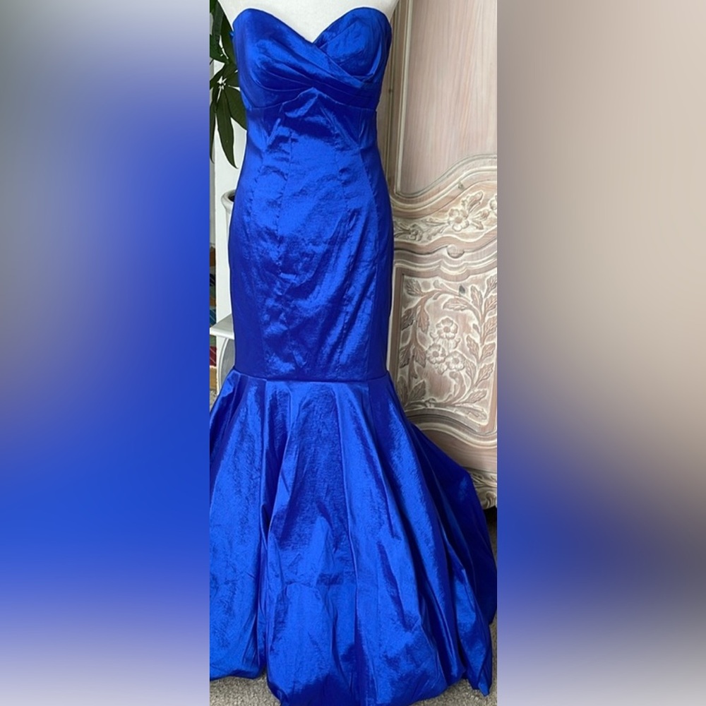 Fabulouss by Mac Duggal Royal Blue Strapless Balloon Mermaid Evening Gown